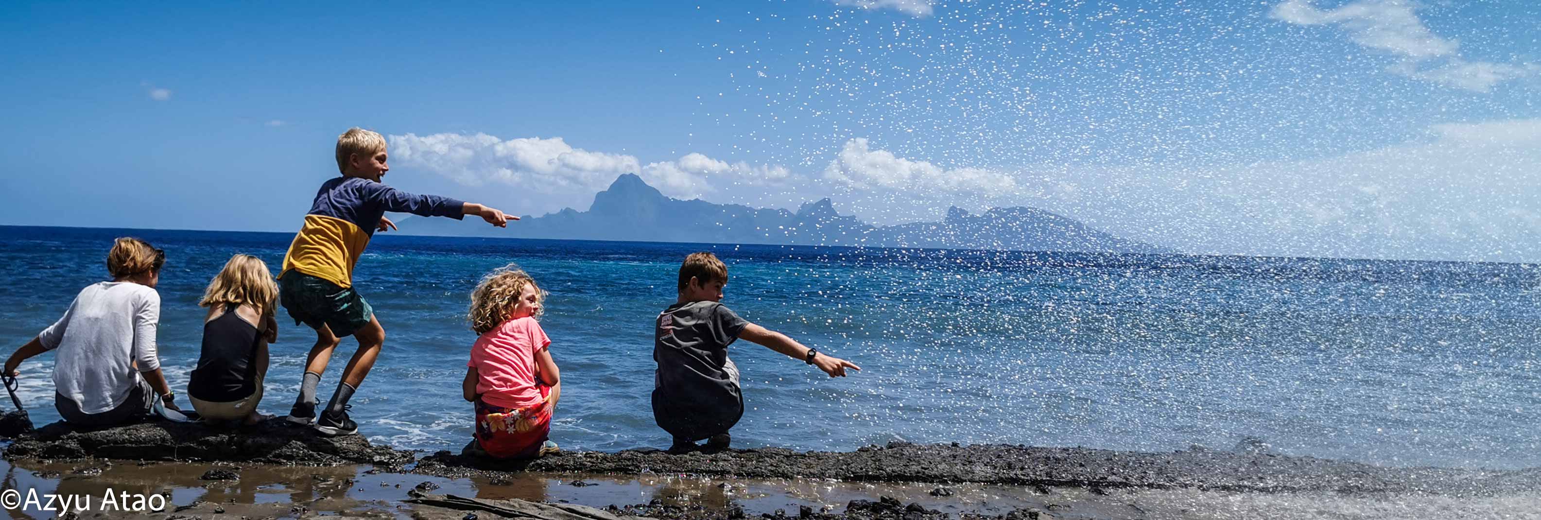 Le Jeune équipage De Ubi Devant Moorea Bienvenue Au Musée De Tahiti